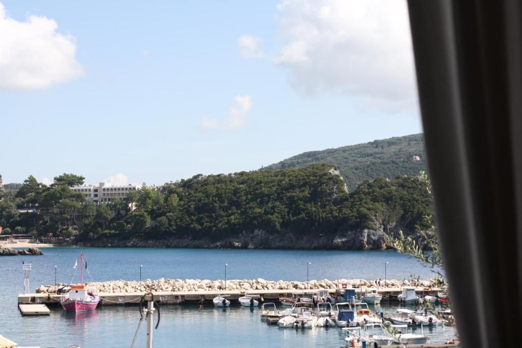 Akis Apartments Paleokastritsa Exterior photo